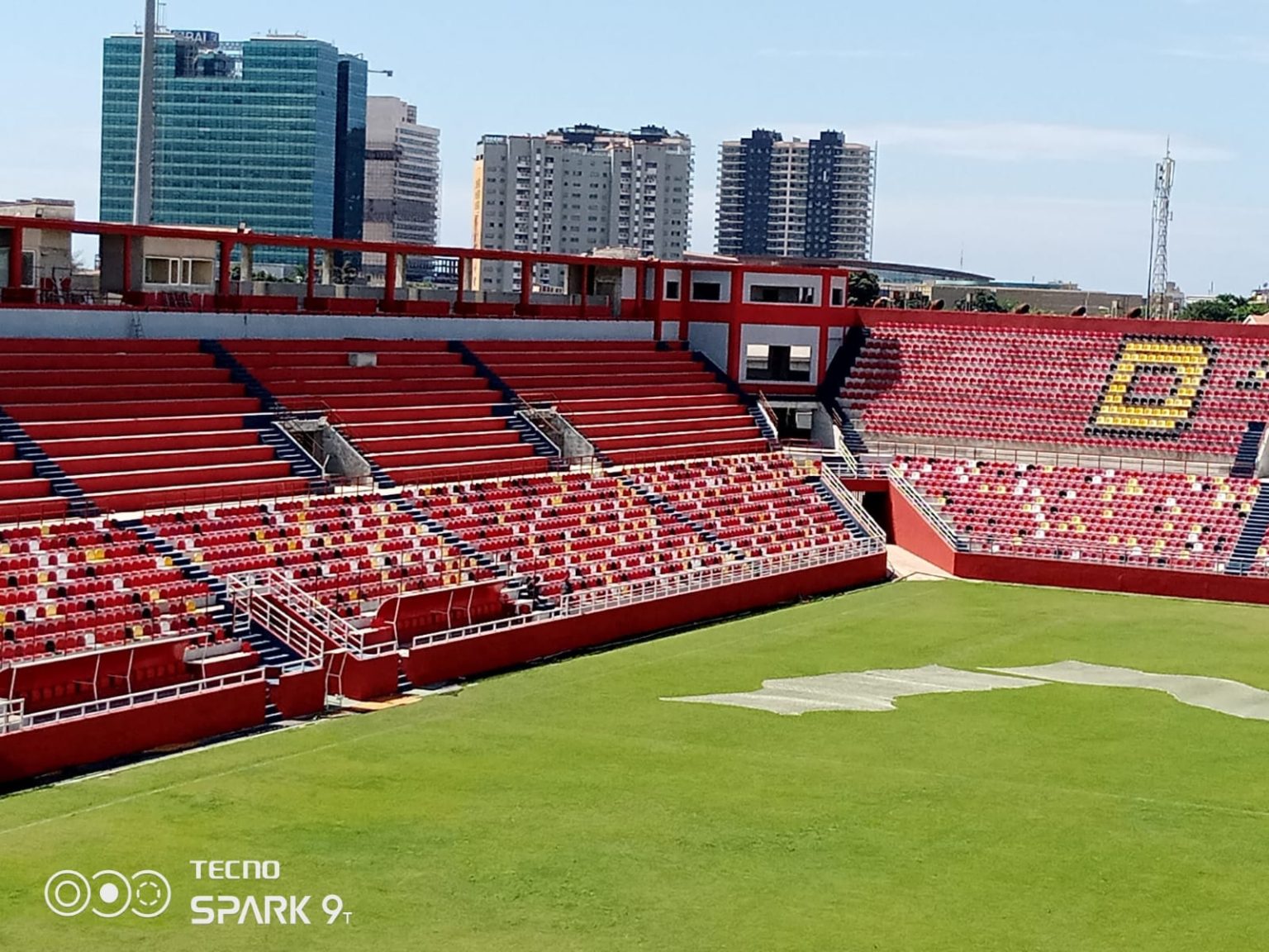 Futebol: D´Agosto volta a - Clube Desportivo 1º de Agosto