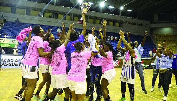 Basquetebol: Petrolíferos vencem polícias na grande final e levam